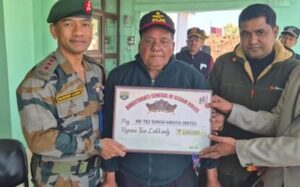 नागालैंड में एक बड़े मिशन के दौरान तेज सिंह मेहता ने अदम्य साहस का परिचय देते हुए बाएं पैर में 12 गोलियाँ और दाहिने पैर में एक गोली लगने के बावजूद मोर्चा संभाले रखा